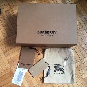 Burberry box 13.5”x12.5”x5.5”, small dust bag, heel pins, cards, box in conditio